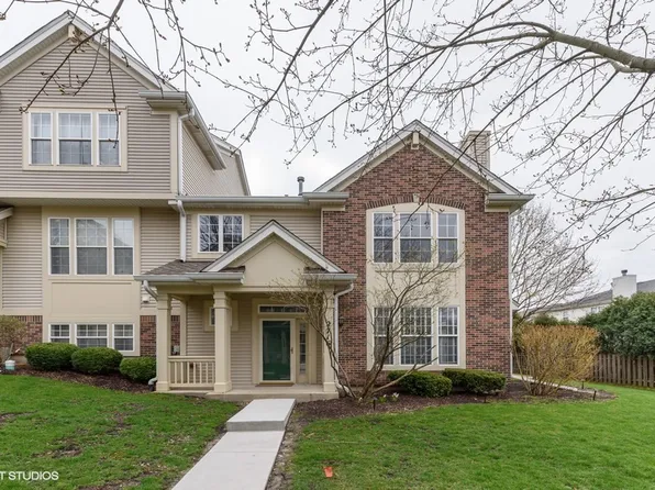 2716 N Greenwood Ave, Arlington Heights, IL 60004