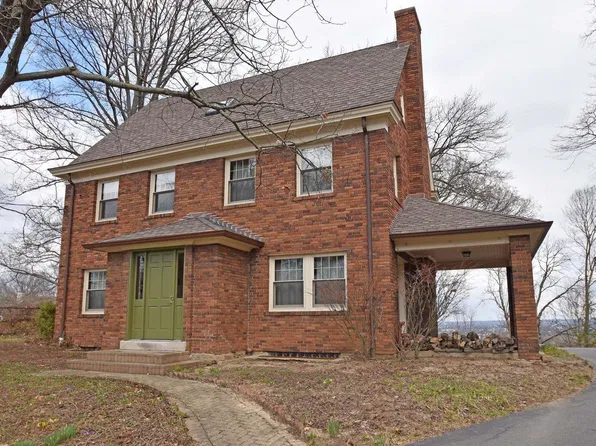 202 Lafayette Cir, Cincinnati, OH 45220