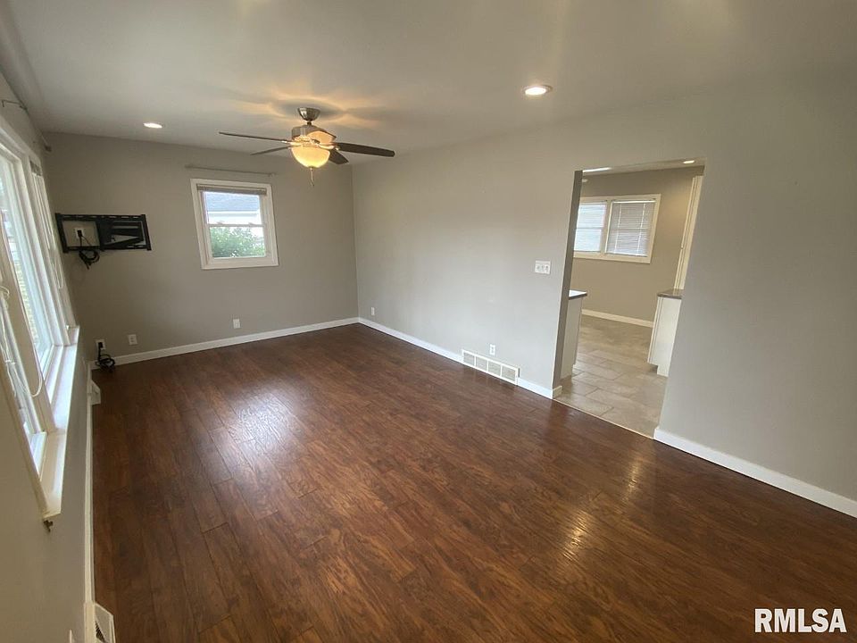 2303 Eastview Dr, Springfield, IL 62702 Zillow