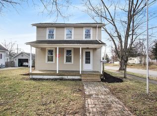 1402 Hickory St, Niles, MI 49120