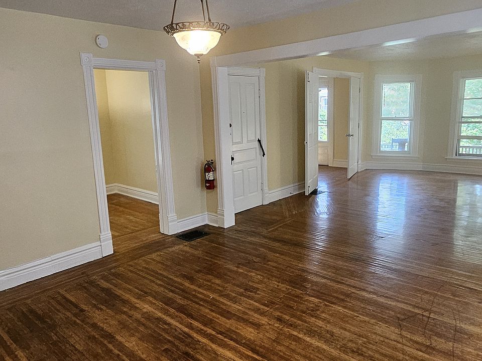 Living room / Dining room