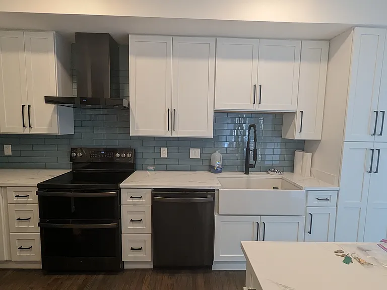6703 Royal Thomas Way — Photo 3