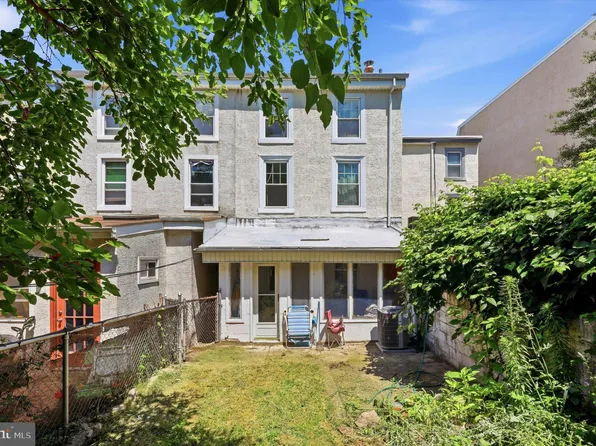 110 Dawson St, Philadelphia, PA 19127