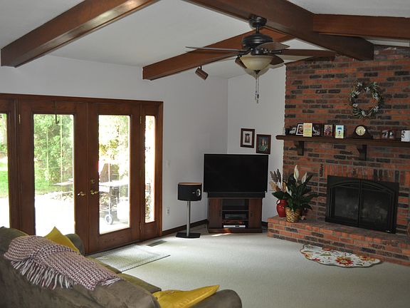Family Room w/French Doors
