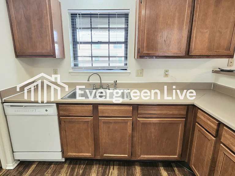 117 Raven Dr — Photo 9