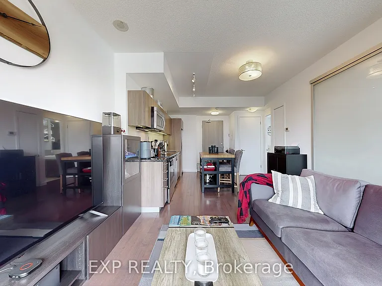 390 Cherry St #503 — Photo 10