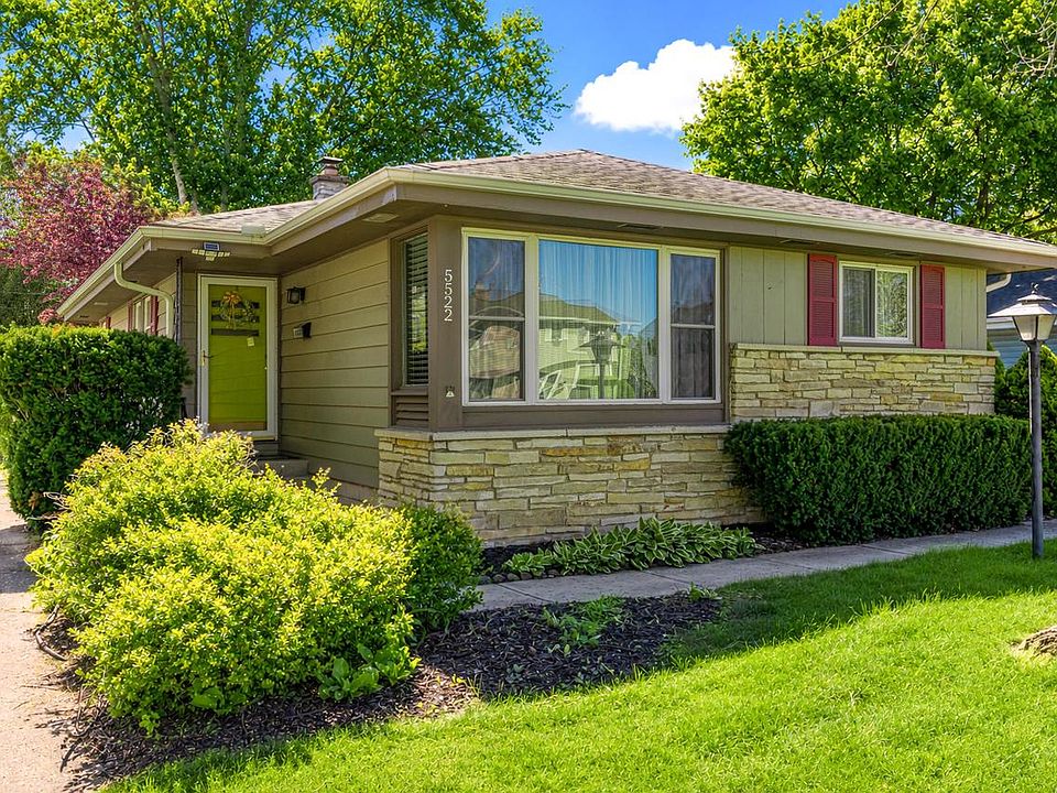 1st image of 5522 N Mohawk AVENUE