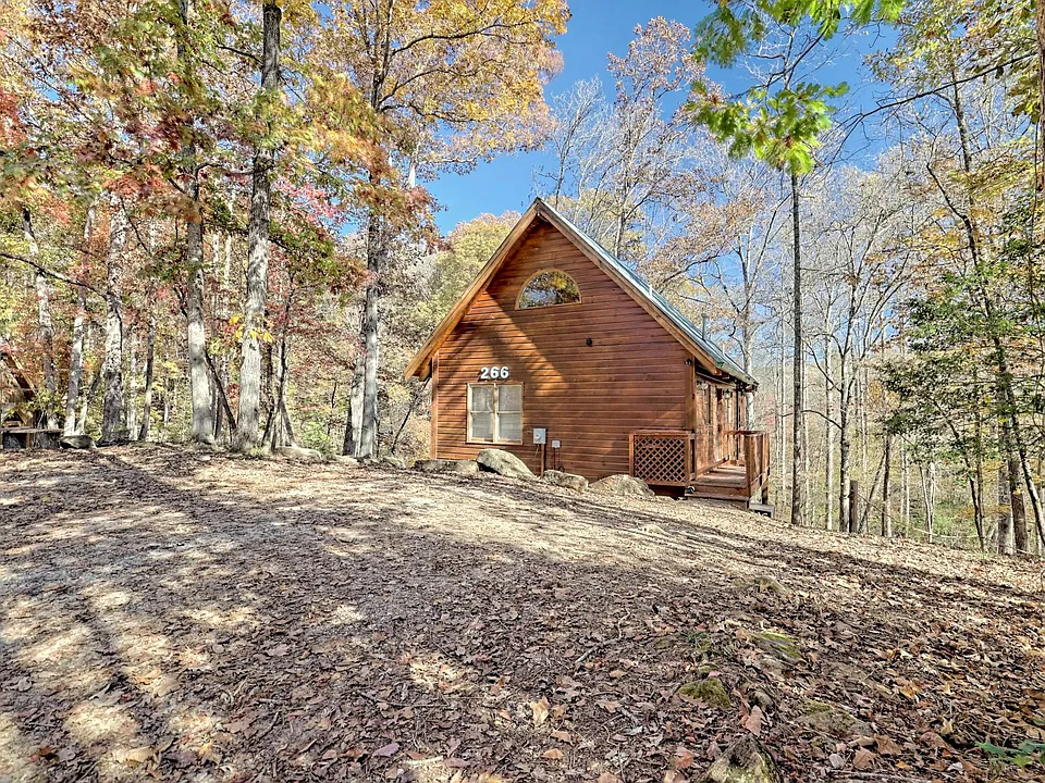 266 Peaceful Waters Cir