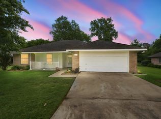 122 Lynnie Penny Ln, Midlothian, TX 76065