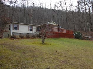 5496 Upper Burningtown Rd, Franklin, NC 28734