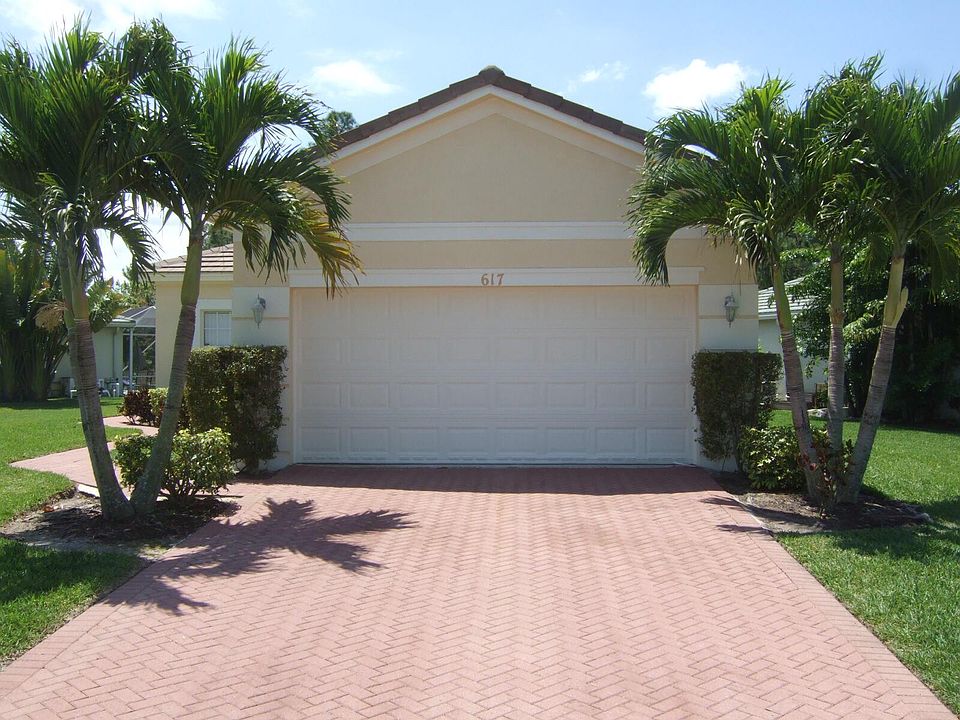 1st image of 617 SW Indian Key Dr
