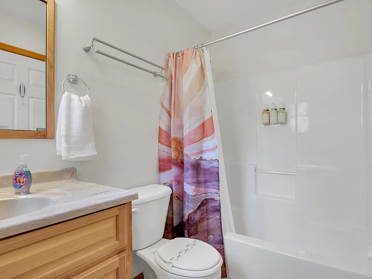 110 Strawberry Way — Photo 18
