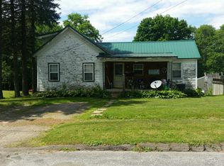 11 7th St, Corry, PA 16407