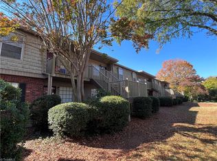 3818K E Country Club Rd, Winston Salem, NC 27104