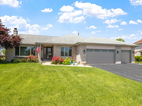 22084 Pembrook Dr, Frankfort, IL 60423