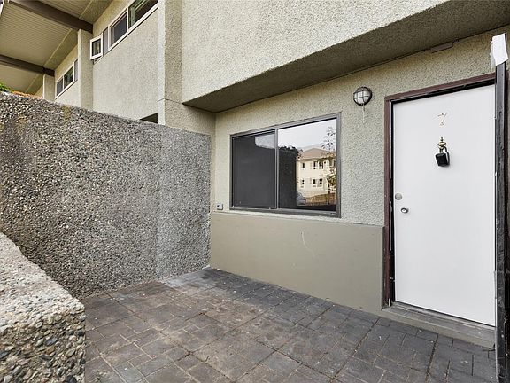 3rd image of 477 Lampson St #7