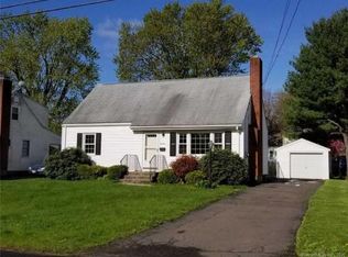 11 Madsen Rd, West Hartford, CT 06110