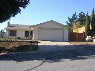 261 Woodridge Dr, Vallejo, CA 94591