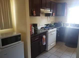1106 W 61st St, Los Angeles, CA 90044