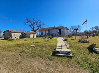 242 An County Rd #422, Palestine, TX 75803