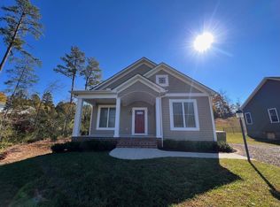 104 Jays Rd, Farmville, VA 23901