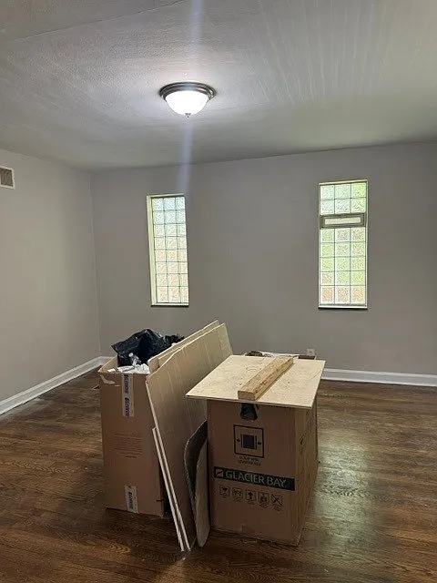 3 bed, 1441 sqft, $1,600 — Photo 4