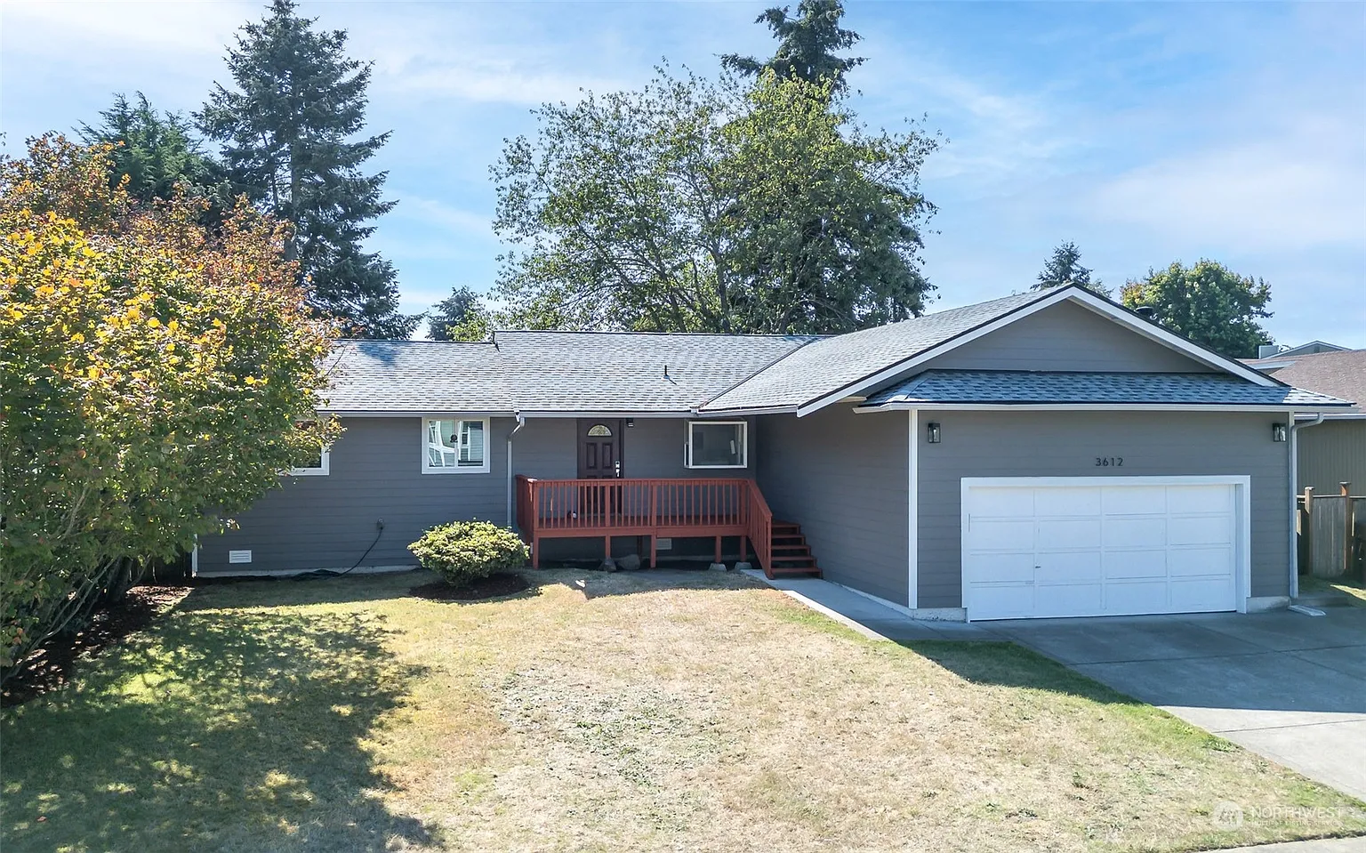 3612 55th Avenue NE photo 1