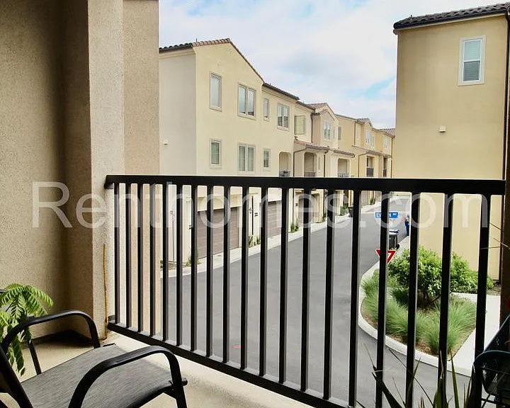 11007 Evelyn Way — Photo 11