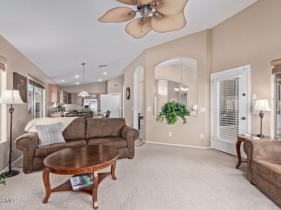 4th image of 29590 N BALMORAL Place
