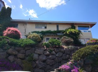 9015 24th Ave NW, Seattle, WA 98117