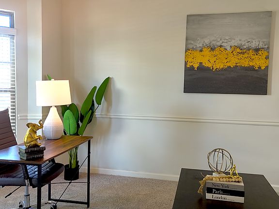 5th image of 957 Parkside Place Ave #1