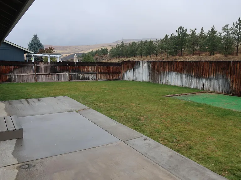 2514 Aviation Dr — Photo 17