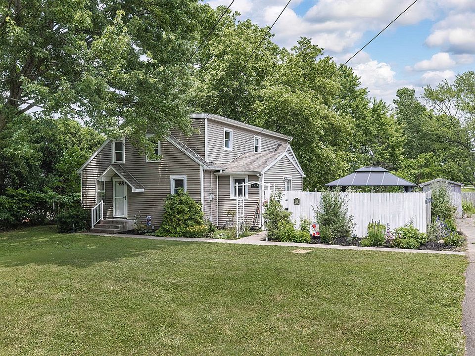 1st image of 2919 Hemlock Dr