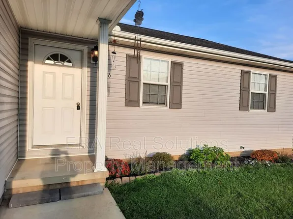 1046 N West St, Hillsboro, OH 45133