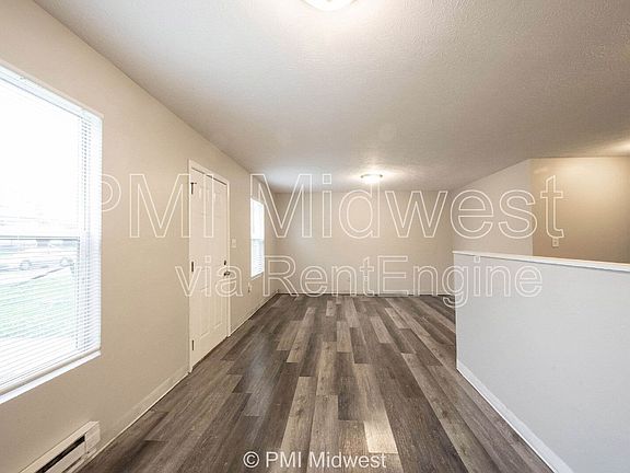 3rd image of 622 N Linwood Ave