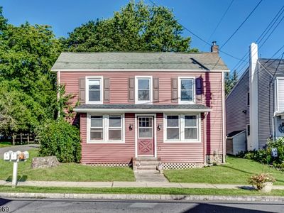 147 Main St, Whitehouse Station, NJ, 08889