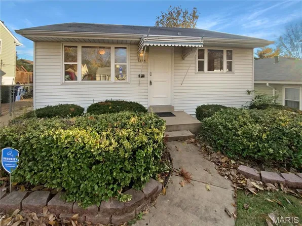 6448 Clifton Hills Dr, Saint Louis, MO 63139