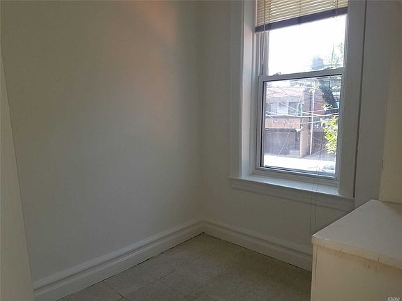 3rd image of 149-18 41st Ave #2A
