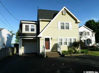 72 Cranberry Rd, Rochester, NY 14612