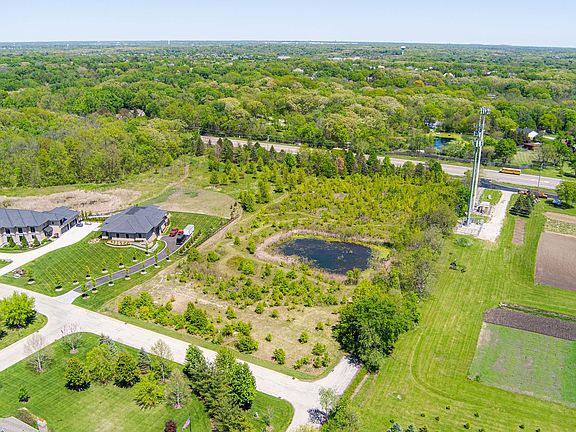 2nd image of 1 & 2 Deer Pond Dr