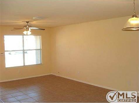 4th image of 5744 Saluki Dr #B