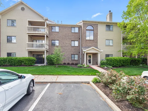 8720 Yardley Ct APT 100, Indianapolis, IN 46268