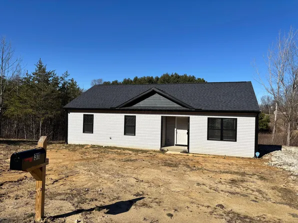 311 Elm St, New Straitsville, OH 43766