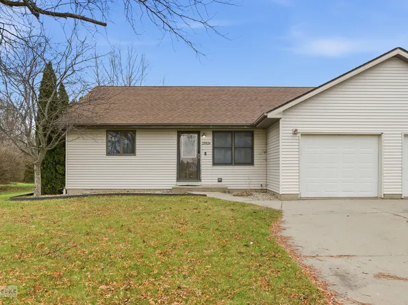 2552 N 4645th Rd #B, Somonauk, IL 60552