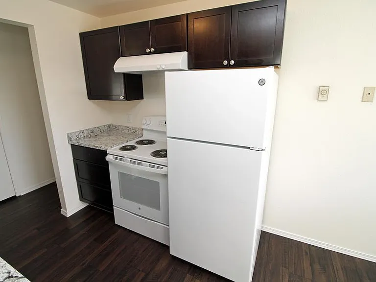 411 Terra Eden St #3 — Photo 10
