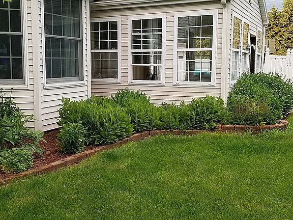 3rd image of 19800 Bluff Dr