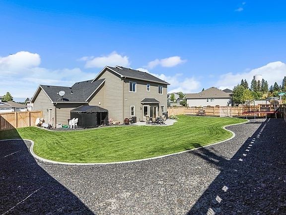 3rd image of 1001 W Highpeak Dr