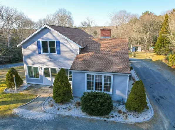 240 Oak St, Barnstable, MA 02630