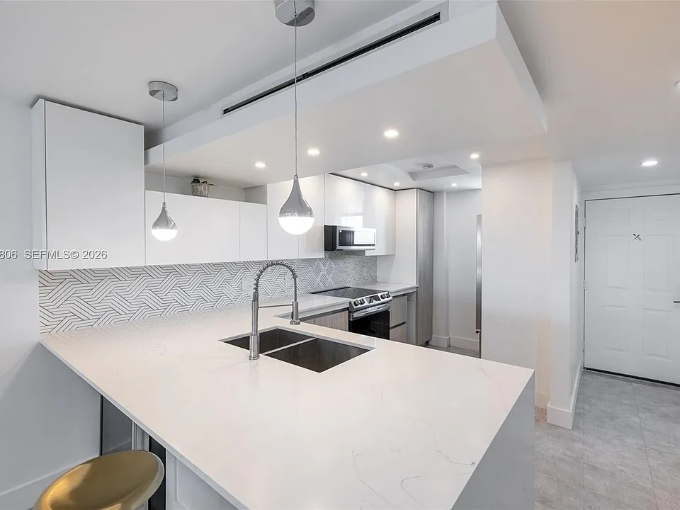 2903 N Miami Beach Blvd #1003