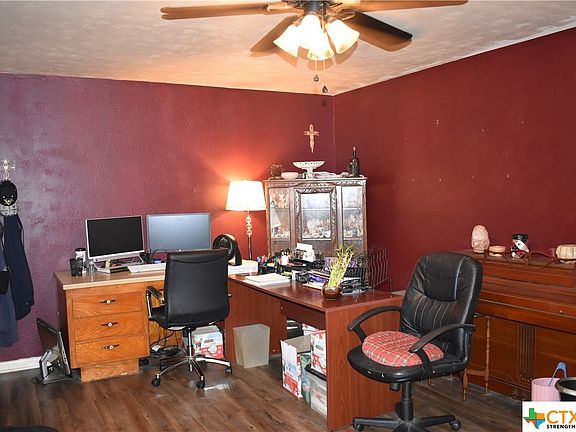 5th image of 1902 E Bon Aire Ave